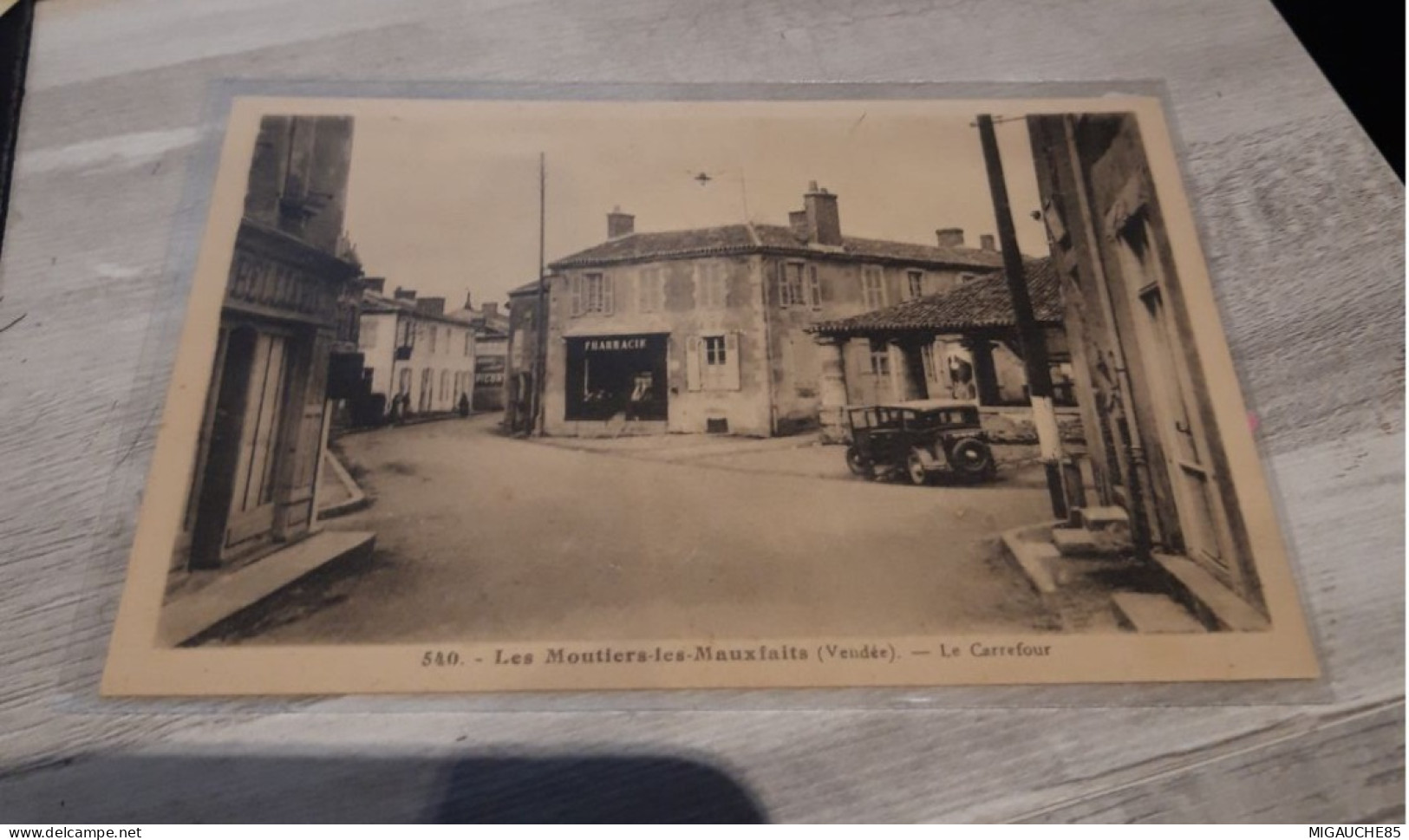 Carte  Postale N540   MOUTIERS -LES-MAUXFAITS    Le Carrefour - Moutiers Les Mauxfaits