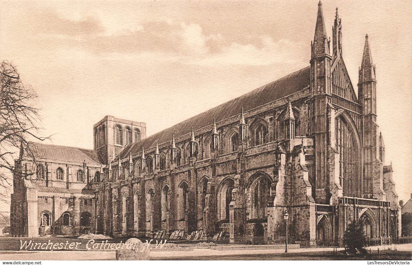 ROYAUME UNI - Vue Générale De La Cathédrale De Winchester - N.W - Carte Postale Ancienne - Winchester