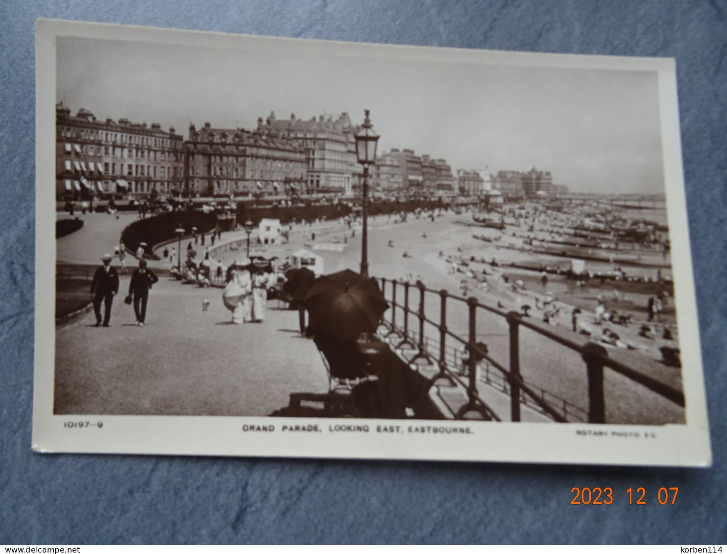 EASTBOURNE  GRAND PARADE - Eastbourne