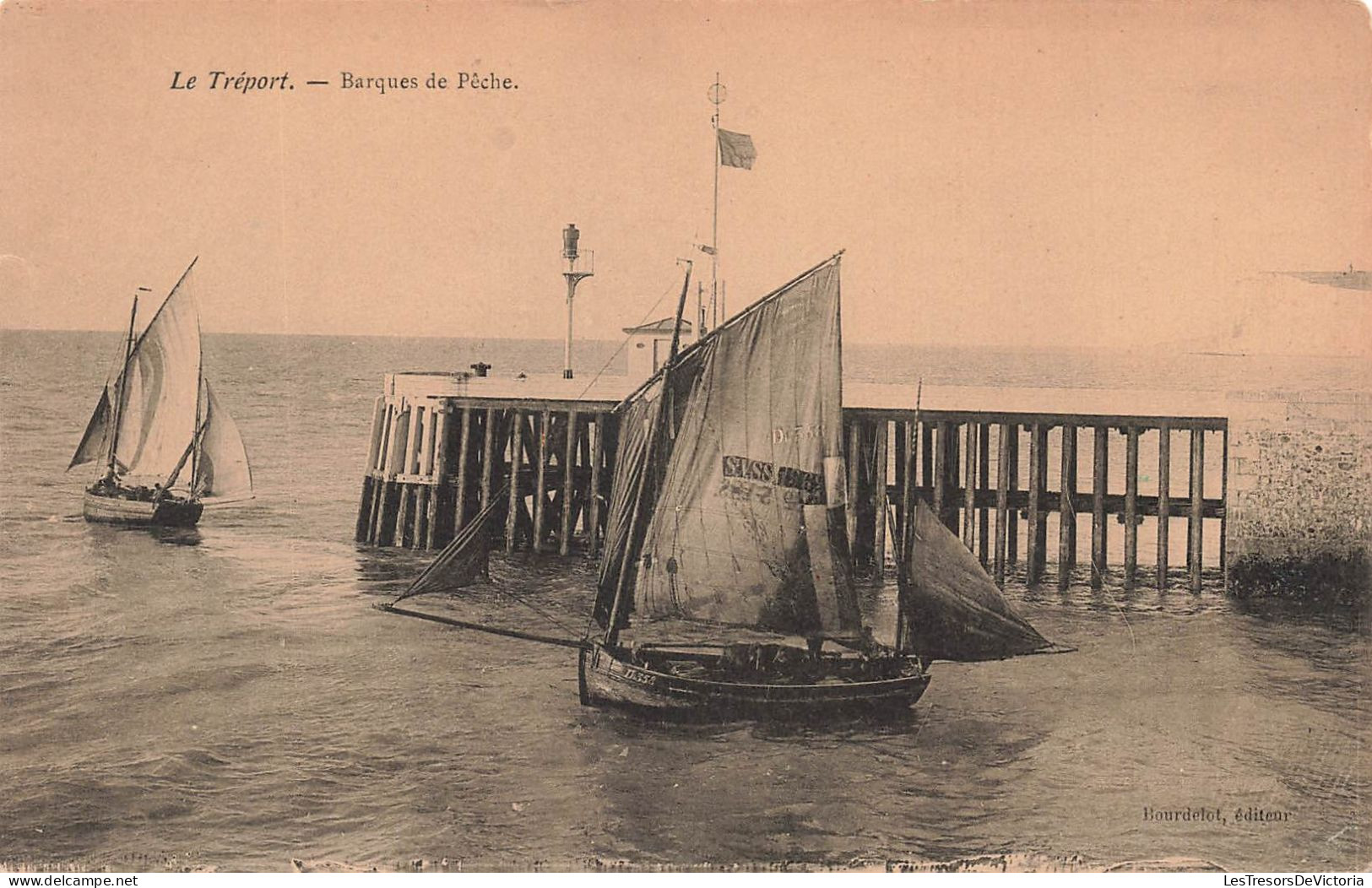 FRANCE - Le Tréport - Barques De Pêche - Carte Postale Ancienne - Le Treport