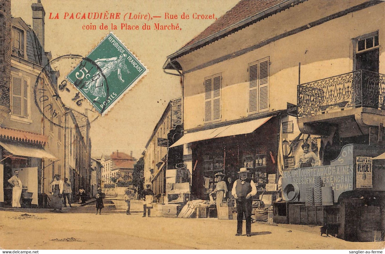 CPA 42 LA PACAUDIERE / RUE DE CROZET / COIN DE LA PLACE DU MARCHE - La Pacaudiere