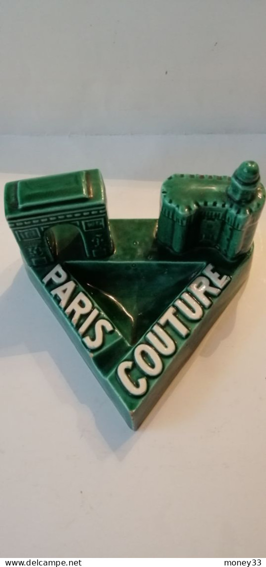 Cendrier " Paris Couture " En Céramique Verte. Arc De Triomphe - Asbakken