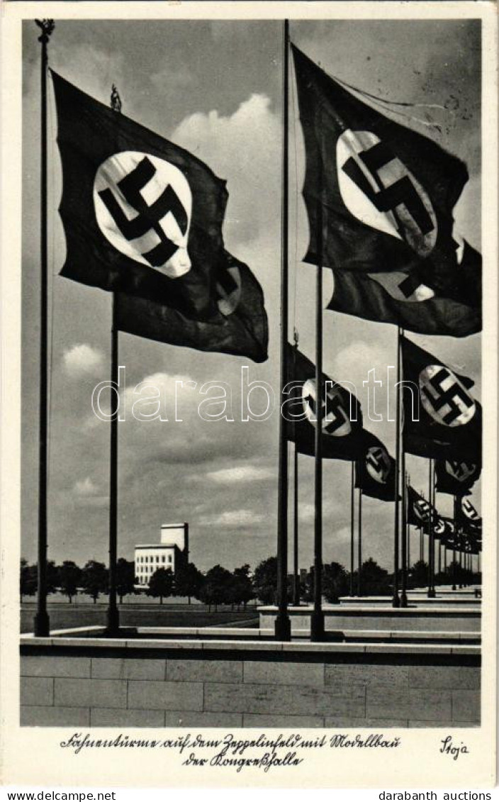 T2 Nürnberg, Stadt Der Reichsparteitage, Fahnentürme Auf Dem Zeppelinfeld Mit Der Kongresshalle / German Nazi Propaganda - Non Classés