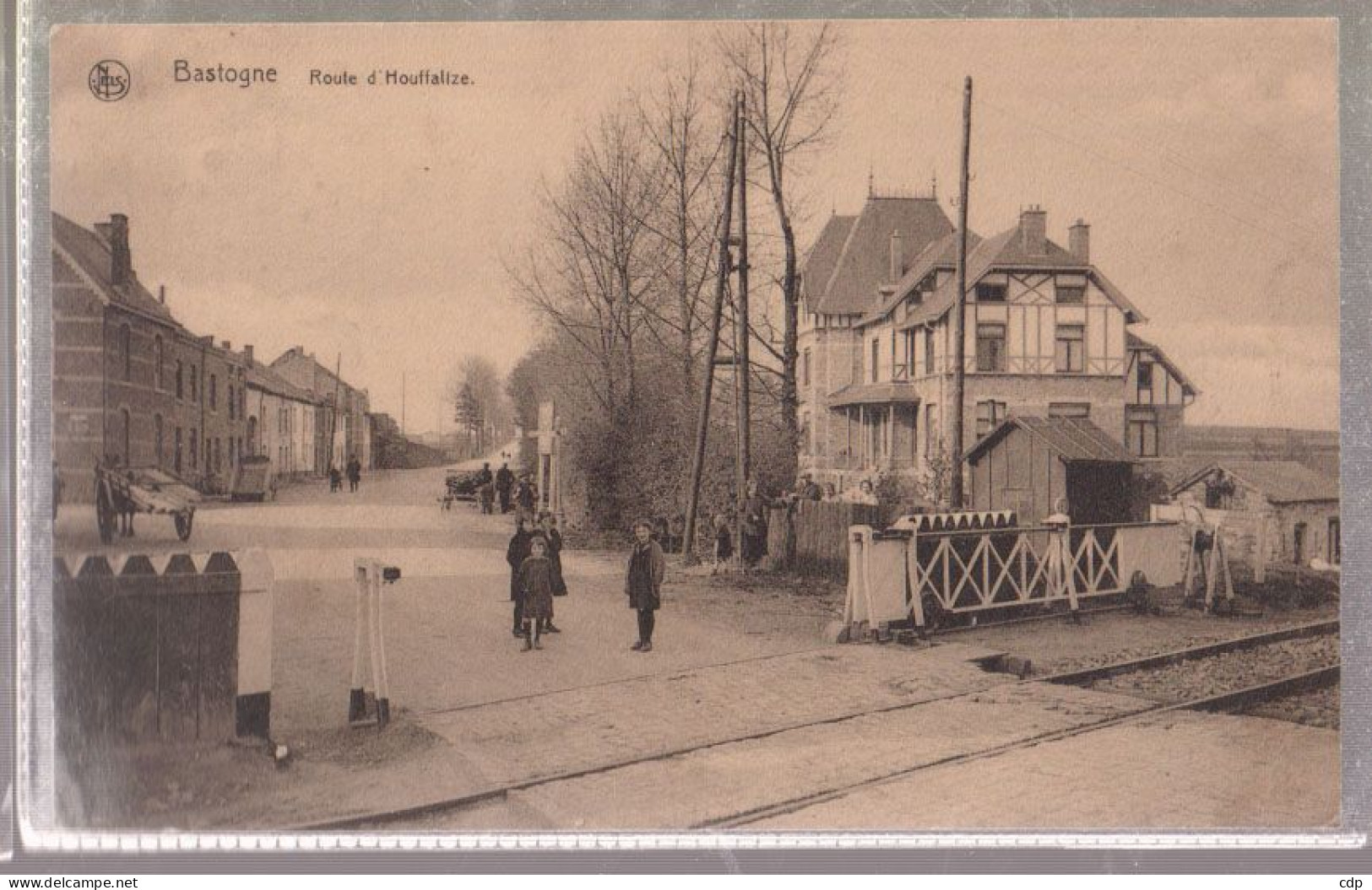 Cpa Bastogne  Passage à Niveau - Bertrix