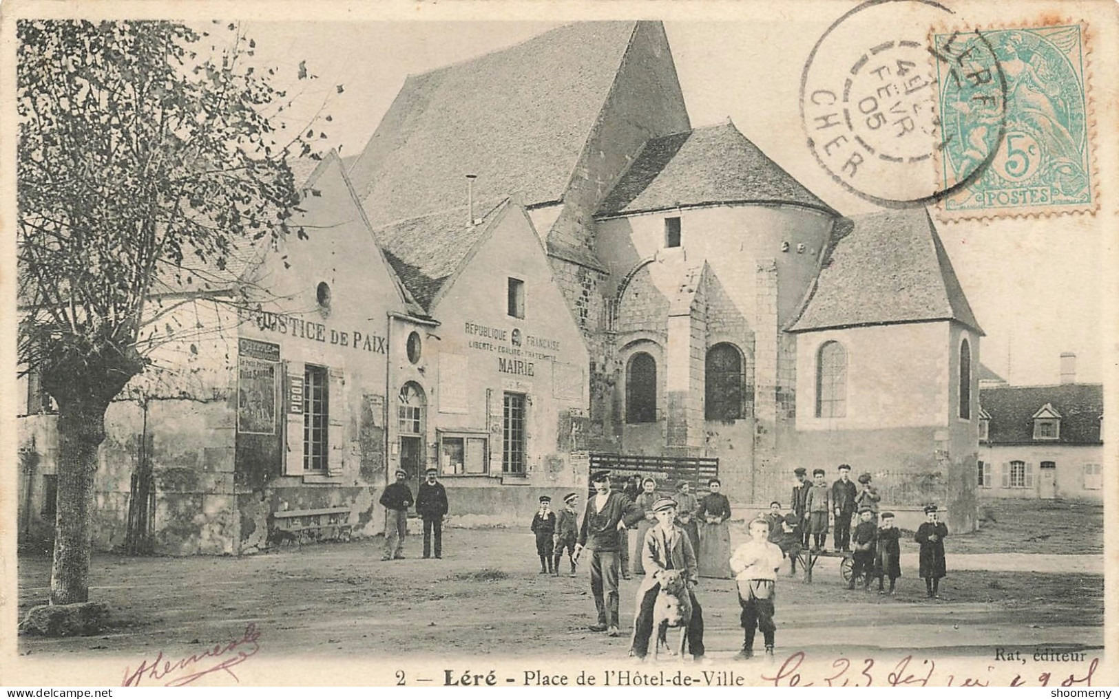 CPA Léré-Place De L'hôtel De Ville-2-Timbre-RARE       L2446 - Lere