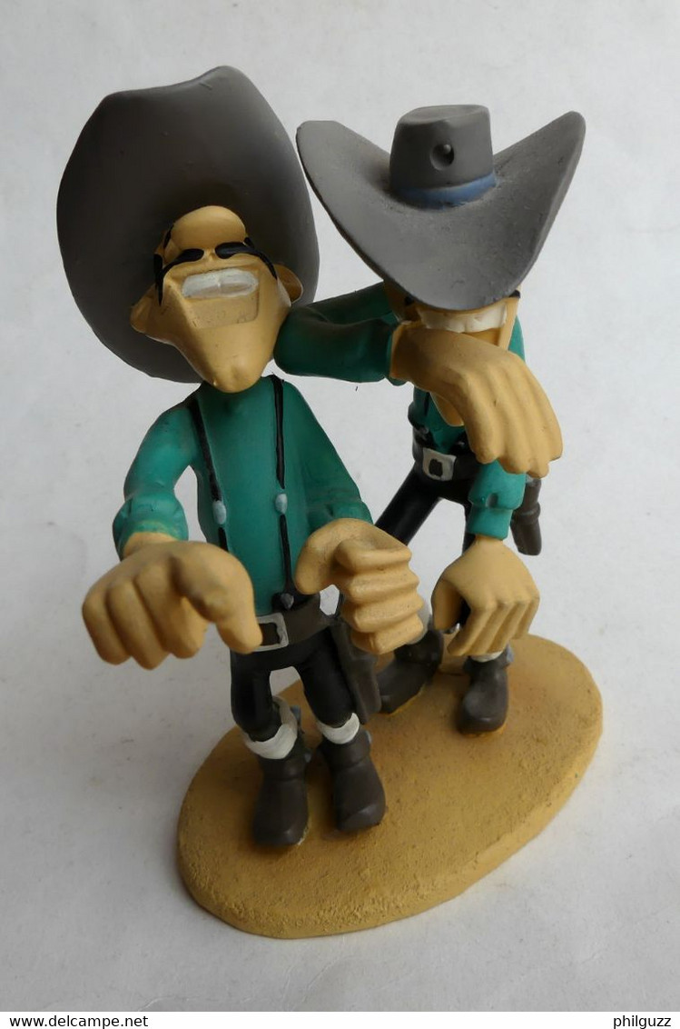 FIGURINE EN RESINE LUCKY LUKE ATLAS DEUX DALTON WILLIAM ET JACK QUI RIGOLENT (2) - Autres & Non Classés