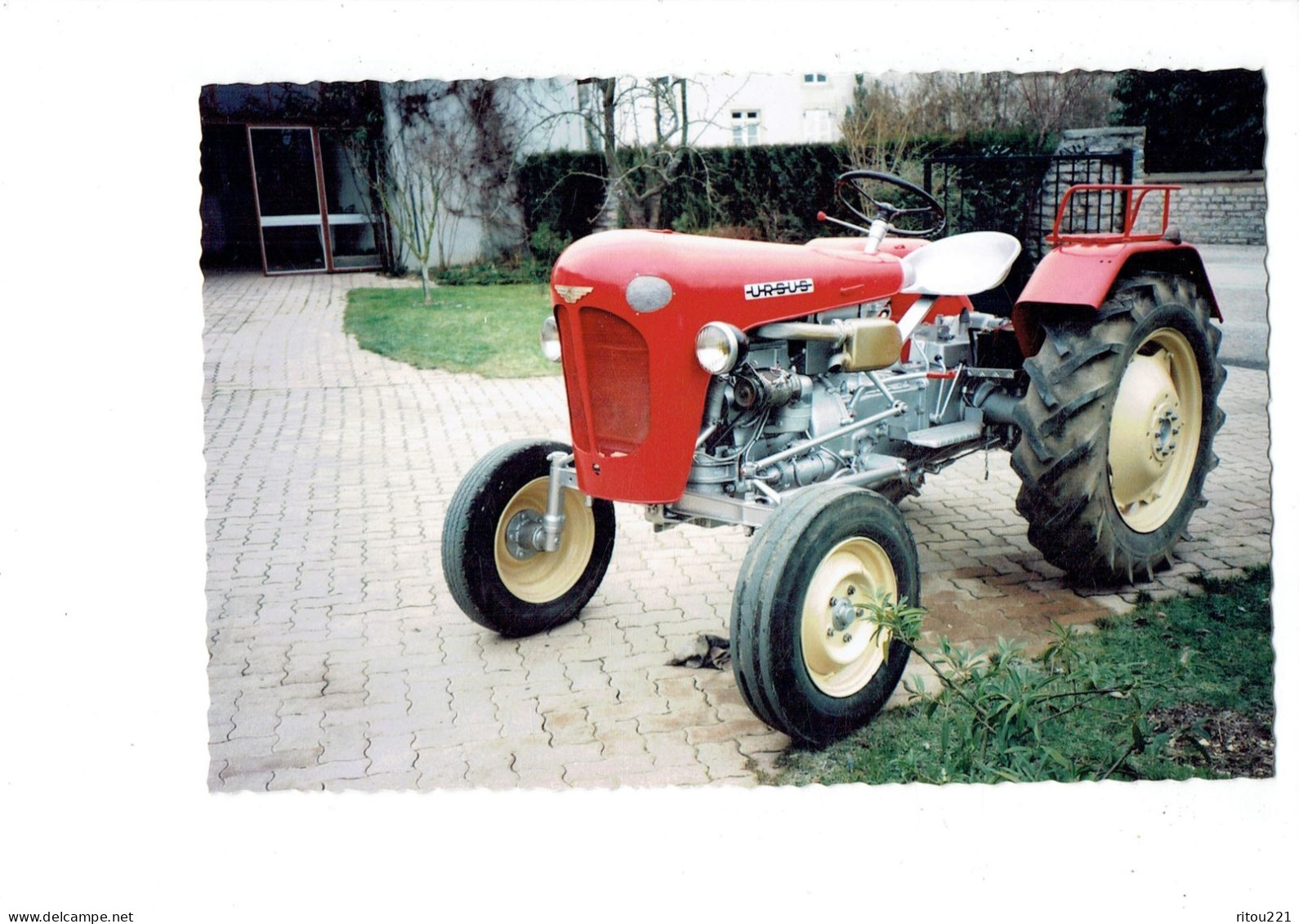 Cpm 21 - Côte D'Or - VARANGES - N° 14 - M. Brullebaut Restaurateur De Tracteurs - Tracteur Gros Plan URSUS - Tracteurs