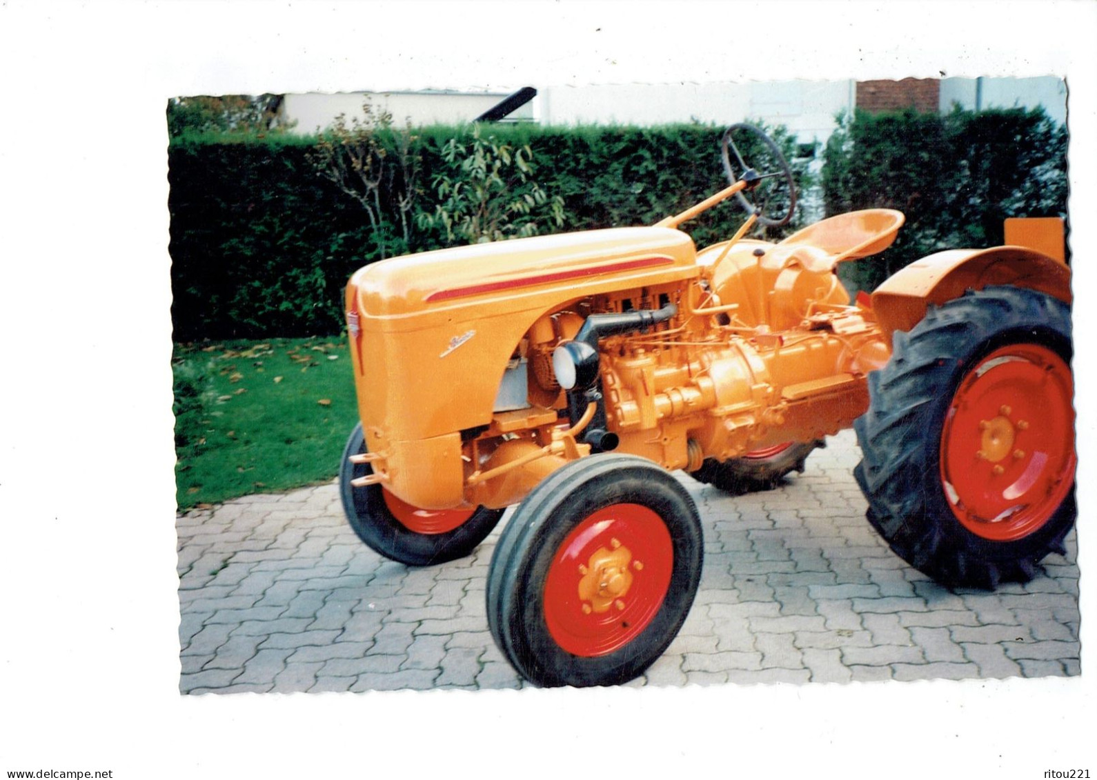 Cpm 21 - Côte D'Or - VARANGES - N° 28 - M. Brullebaut Restaurateur De Tracteurs - Tracteur Gros Plan - Tractors