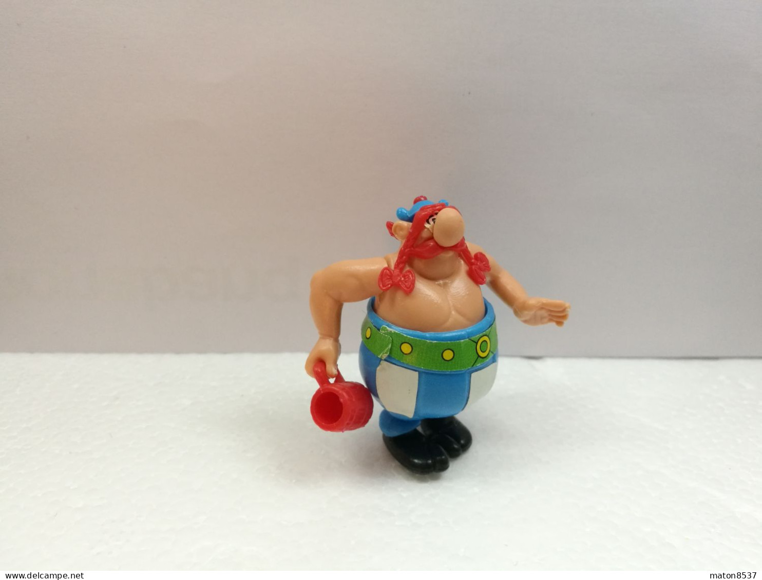 Kinder : K91 N07  Asterix 1991 - Obelix Mit Krug - Montabili