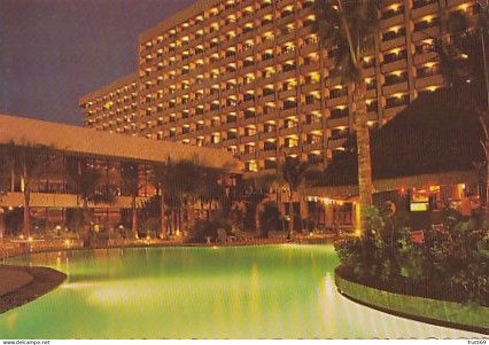 AK 185528 PHILIPPINES - Philippine Plaza Hotel - Swimming Pool - Philippines