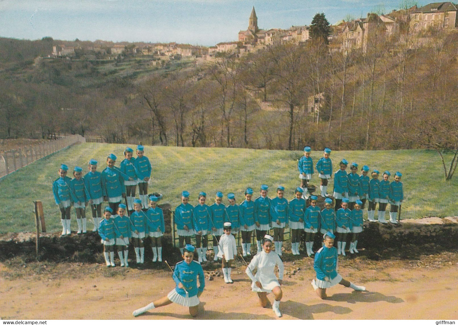 CHATEAUPONSAC LES PERVENCHES MAJORETTES CPSM 10X15 TBE - Chateauponsac
