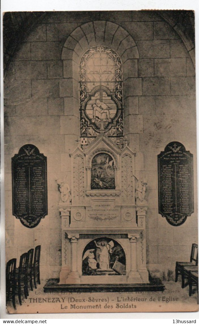 Carte Postale Ancienne Thénezay - L'intérieur De L'Eglise. Le Monument Des Soldats - Thenezay