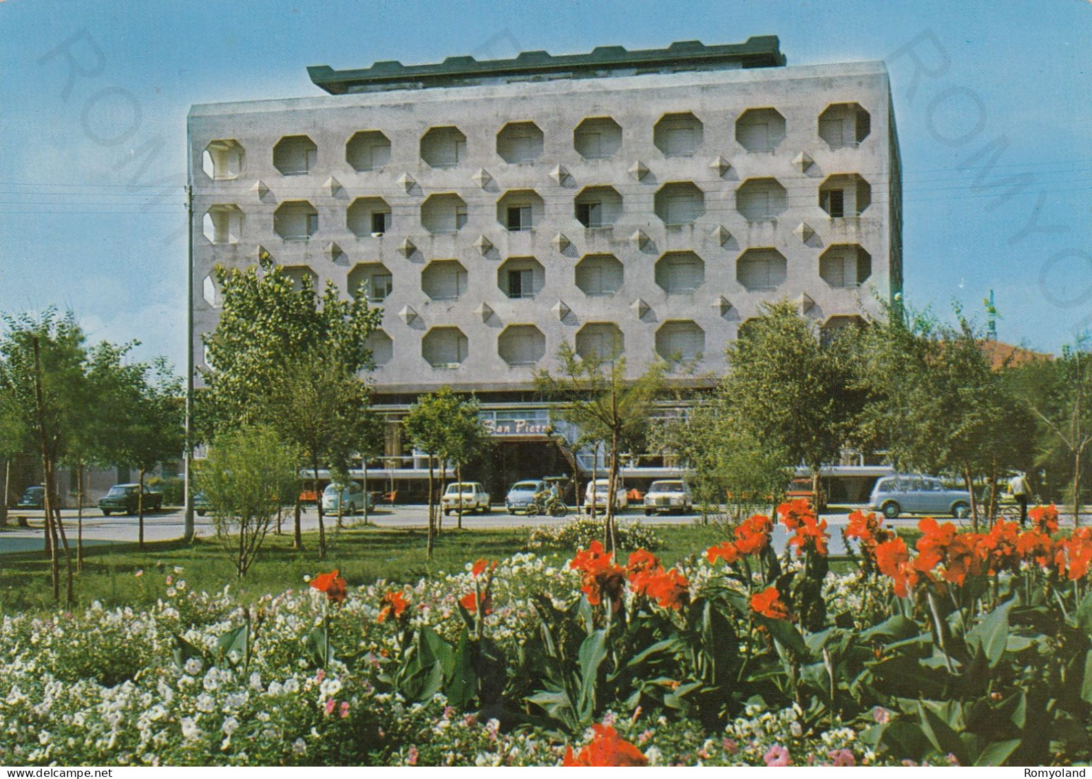 CARTOLINA  CESENATICO,CESENA,EMILIA ROMAGNA-HOTEL SAN PIETRO-SPIAGGIA,MARE,ESTATE,VACANZA,BELLA ITALIA,VIAGGIATA 1973 - Cesena