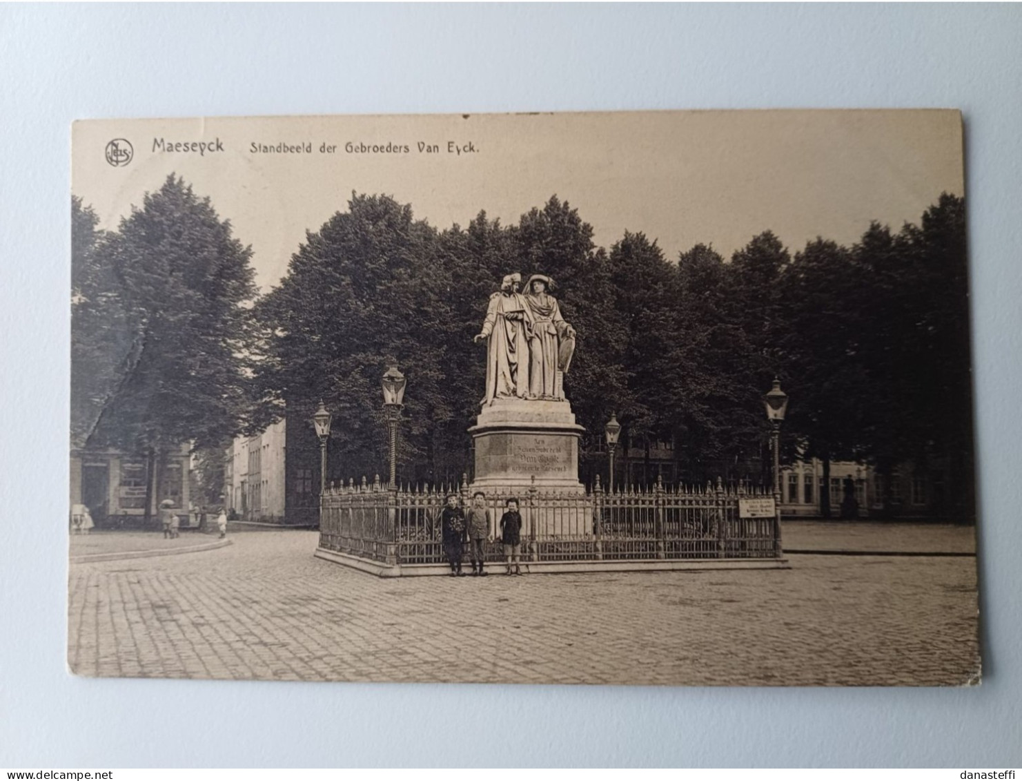 MAESEYCK  STANDEBEELD DER GEBROEDERS VAN EYCK - Maaseik