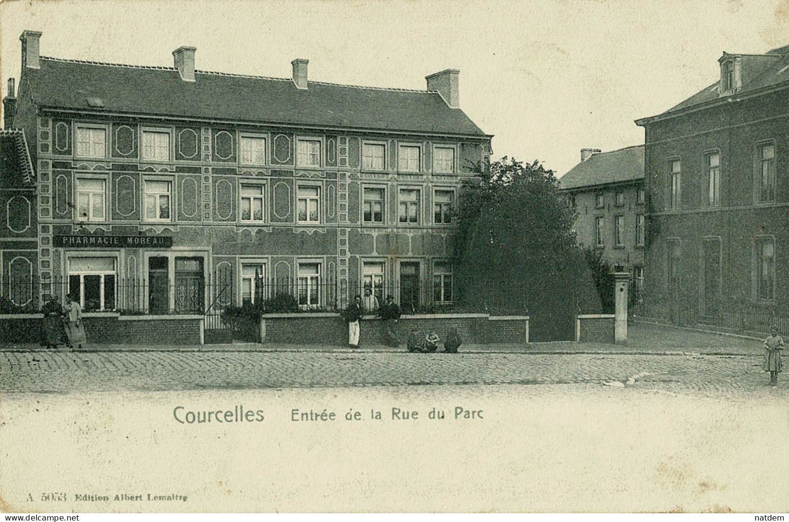 Courcelles, Entrée De La Rue Du Parc - Courcelles