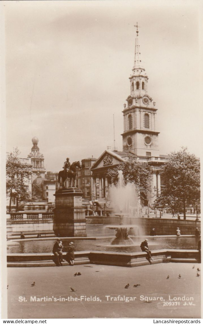 Postcard St Martin's In The Fields Church Trafalgar Square London  My Ref B14830 - Trafalgar Square