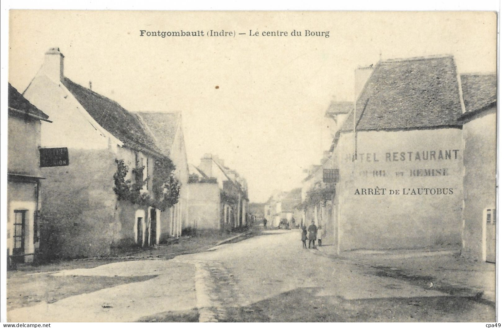 36    FONTGOMBAULT  LE  CENTRE  DU  BOURG - Sonstige & Ohne Zuordnung