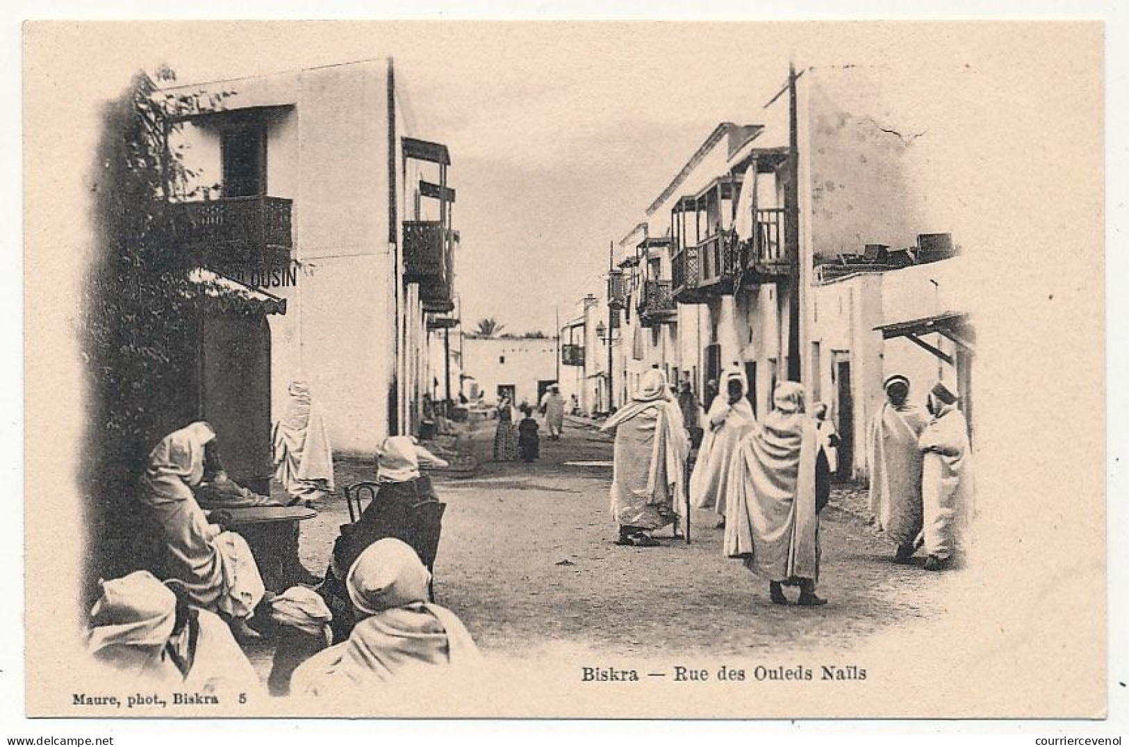 CPA - ALGERIE - Biskra - Rue Des Ouleds Naïls - Biskra