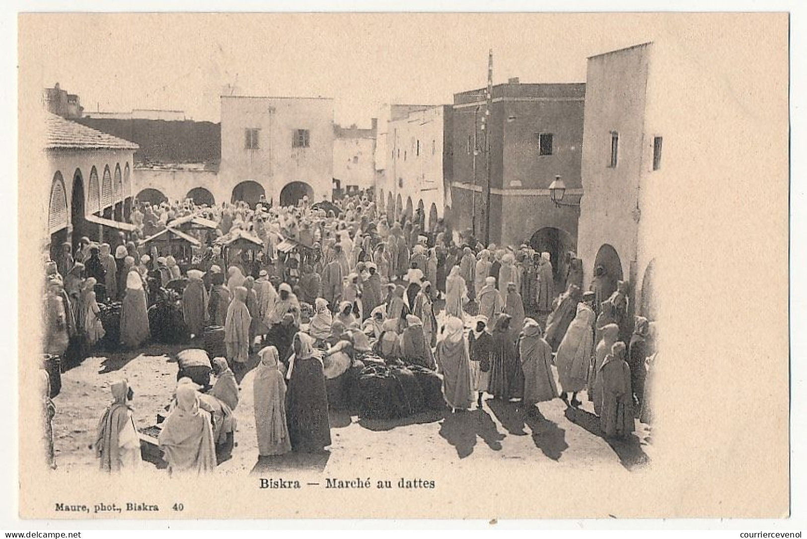 CPA - ALGERIE - Biskra - Marché Au Dattes (sic) - Biskra