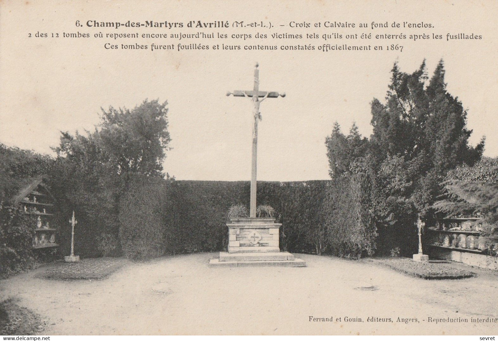 Champ Des Martyrs D'Avrillé - Croix Et Calvaire Au Fond De L'enclos - Sonstige & Ohne Zuordnung