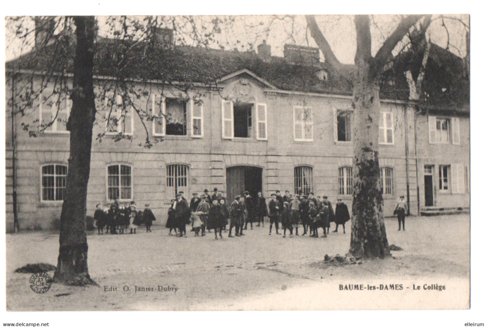 BAUME-les-DAMES (25) LE COLLEGE. - Baume Les Dames