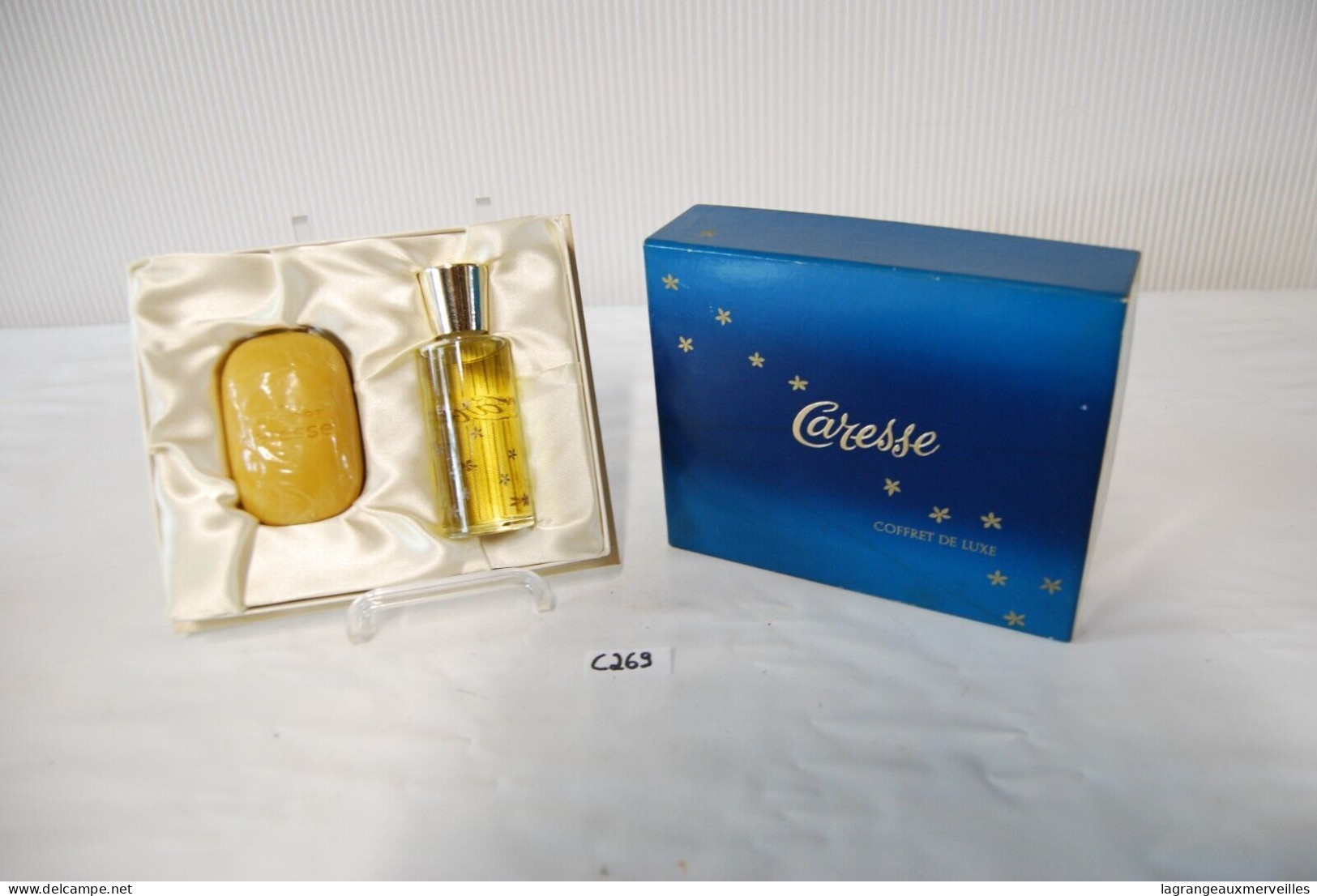 C269 Coffret Parfum De Collection - Savon - Caresse - Non Classificati