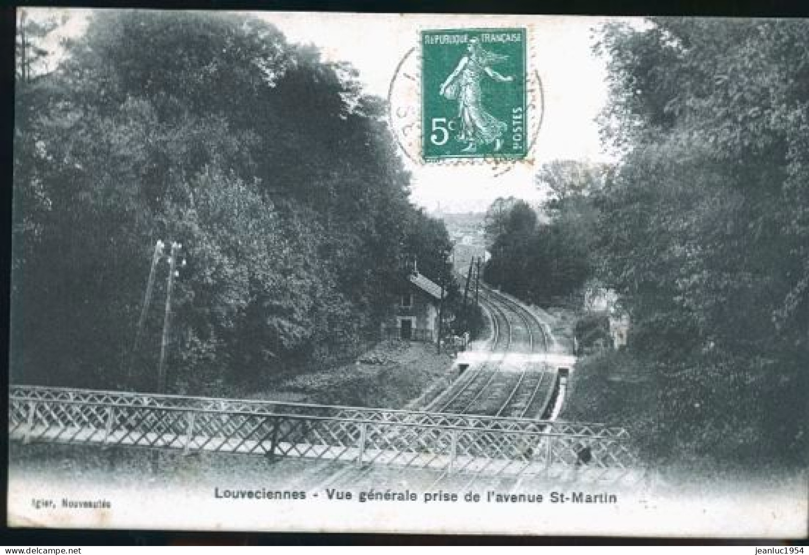 LOUVECIENNES - Louveciennes