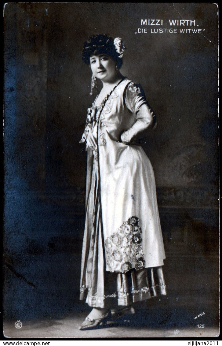 Austrian Opera ⁕ MIZZI GÜNTHER "Die Lustige Witwe" 125 Wien / Woman In A Gorgeous Stage Dress ⁕ Unused Postcard - Opéra
