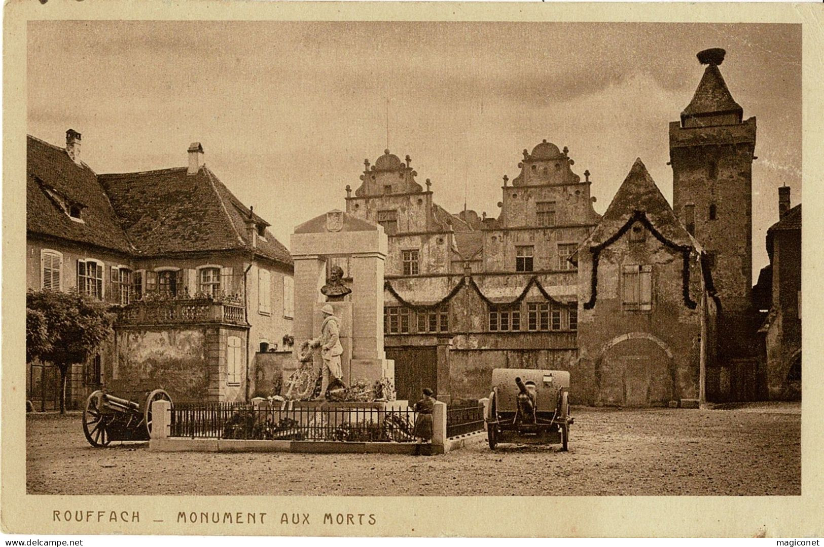 CPA - Rouffach - Monument-aux-Morts - Rouffach