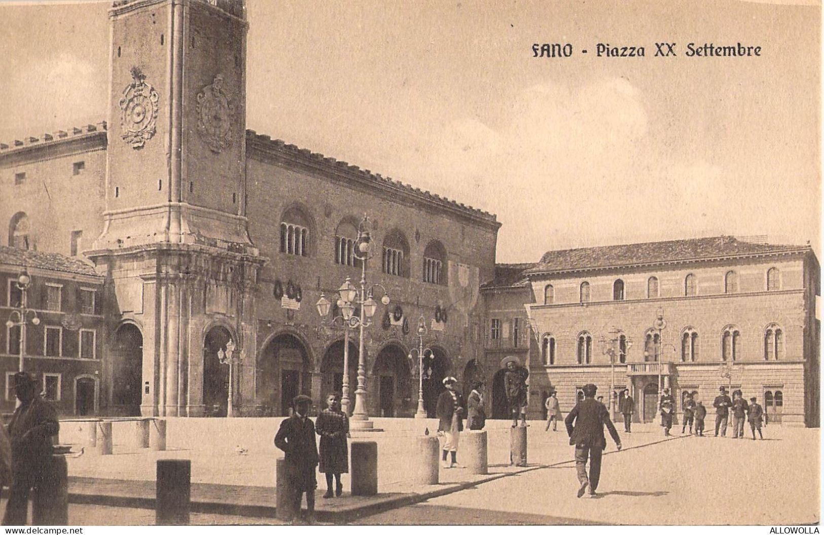 25215 " FANO-PIAZZA XX SETTEMBRE " ANIMATA -VERA FOTO-CART. NON SPED. - Fano