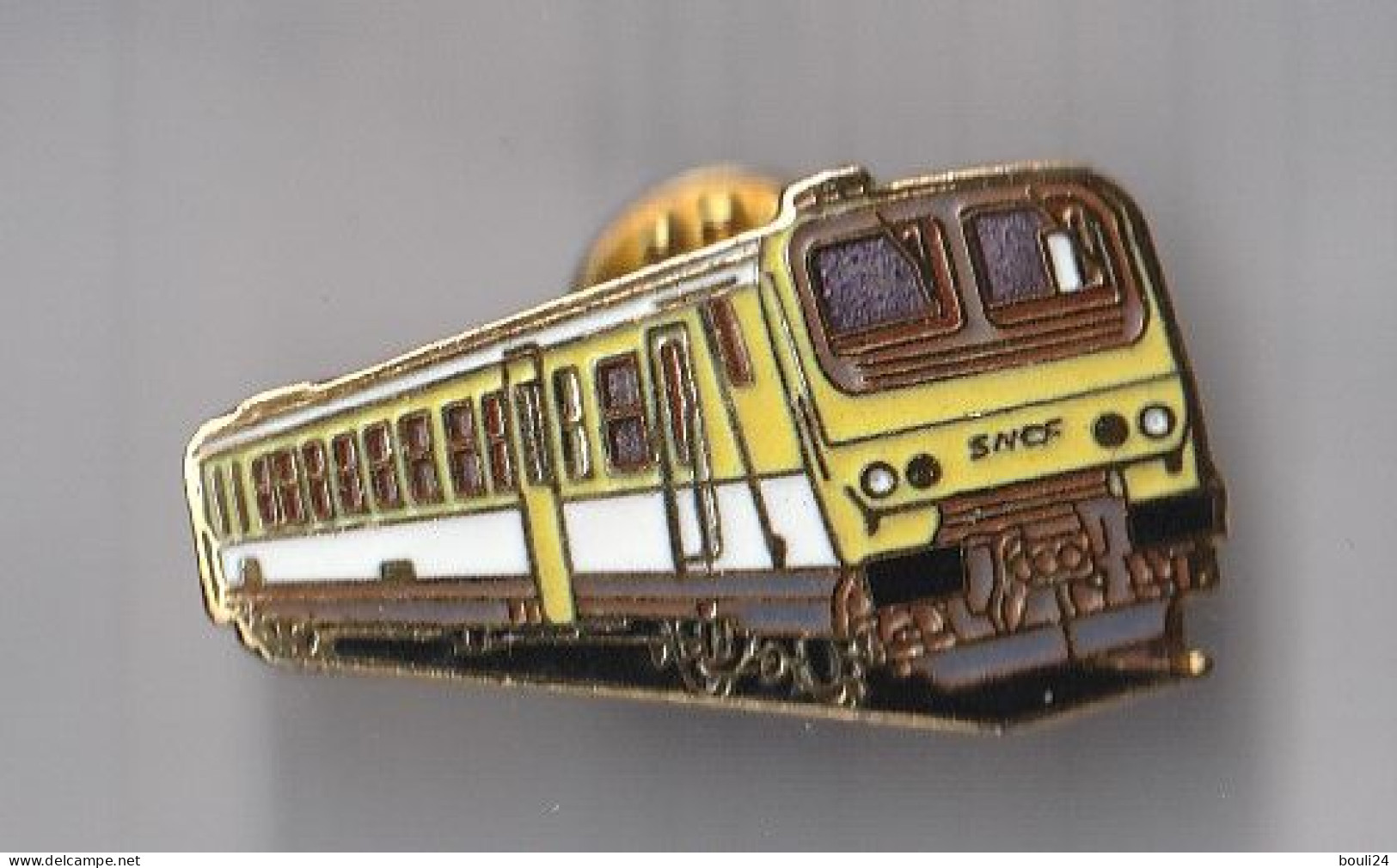 PIN'S THEME SNCF  RAME AUTOMOTRICE Z 11600  1986  NON ESTAMPILLE  COULEUR  JAUNE - TGV