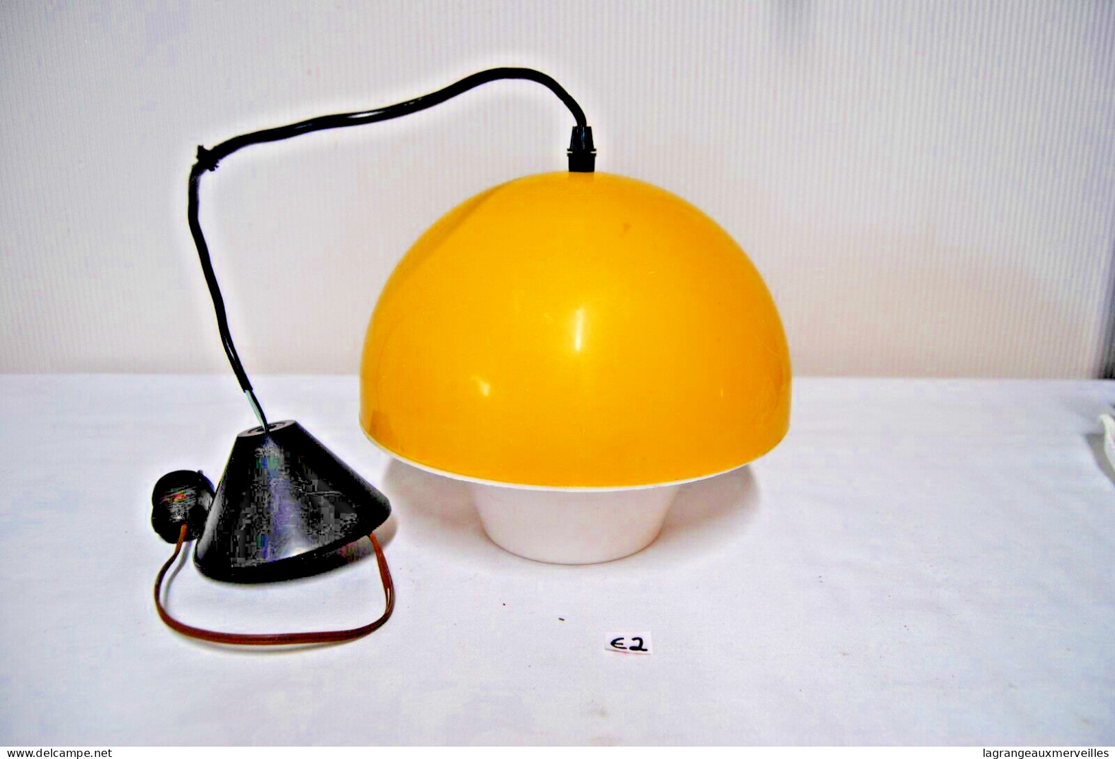 E2 Ancienne Lampe Vintage - Jaune - Space Age - Design - Lantaarns & Kroonluchters