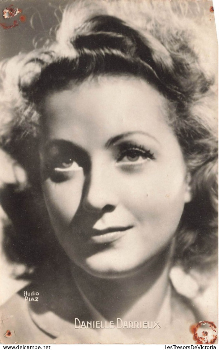 CELEBRITE - Danielle Darrieux - Actrice Française - Carte Postale - Mujeres Famosas