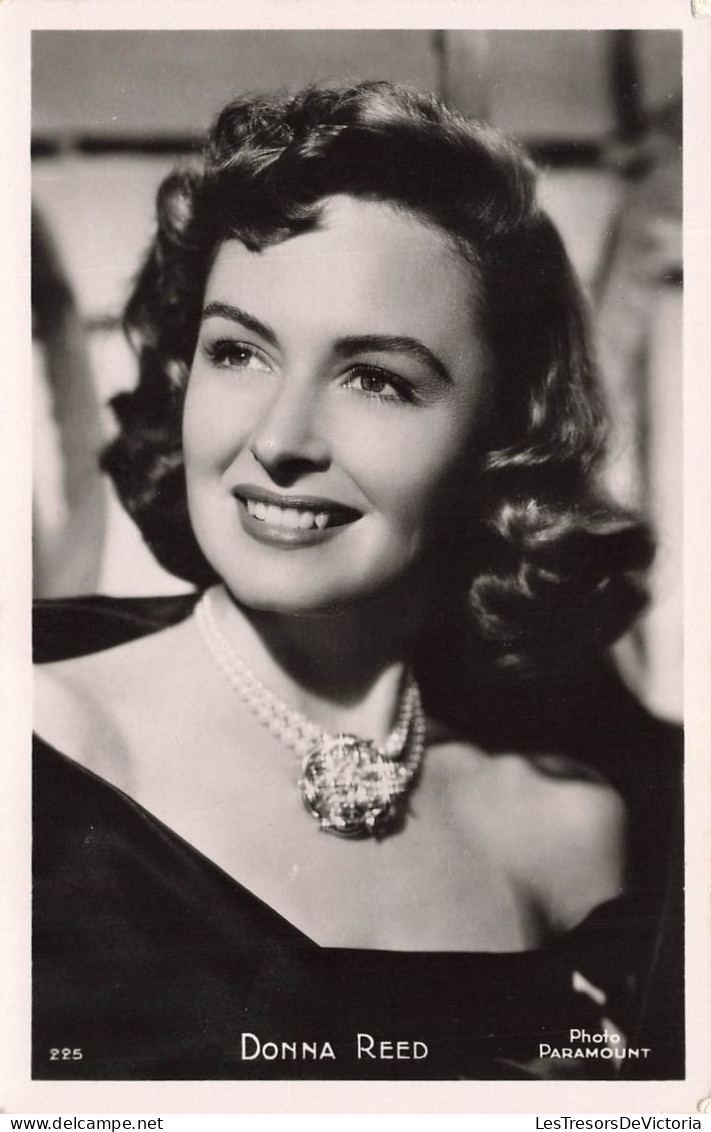 CELEBRITE - Donna Reed - Actrice Américaine - Paramount Photo - Carte Postale - Beroemde Vrouwen