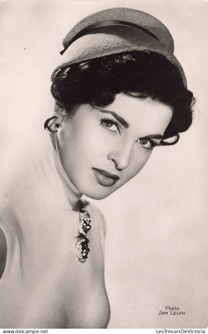 CELEBRITE -  Silvana Pampanini - Actrice Italienne - Carte Postale - Famous Ladies