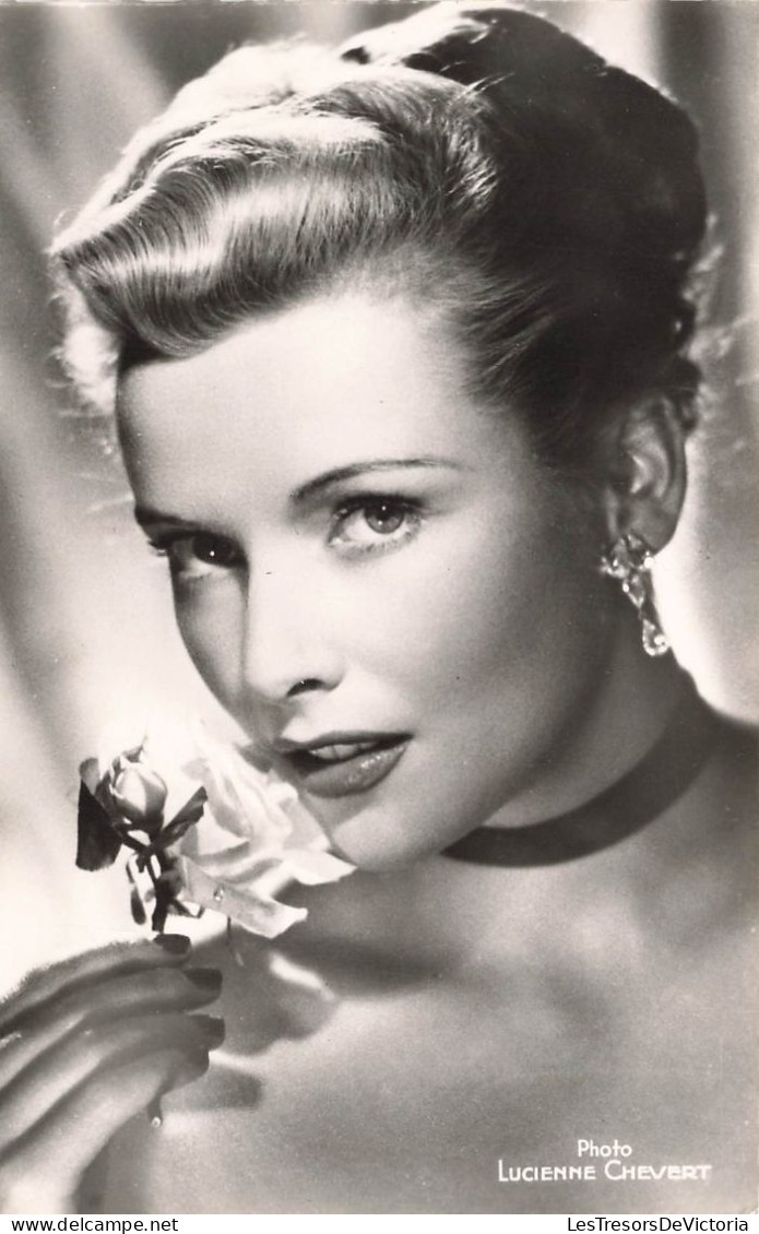 CELEBRITE - Danielle Godet  - Actrice Française - Carte Postale - Famous Ladies