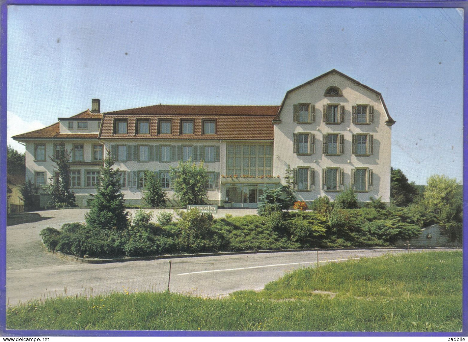 Carte Postale Suisse  Montagny La Ville  Les Fauvettes  Institut De Jeune Filles Très Beau Plan - Montagny