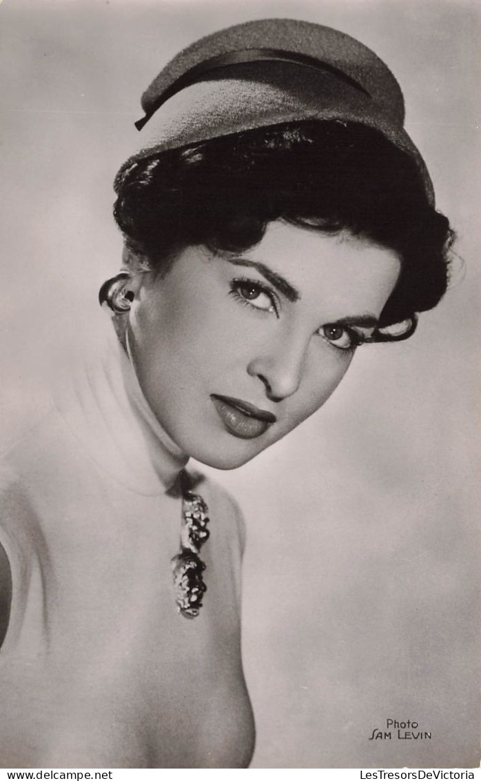 CELEBRITE -  Silvana Pampanini  - Actrice Italienne - Carte Postale - Femmes Célèbres