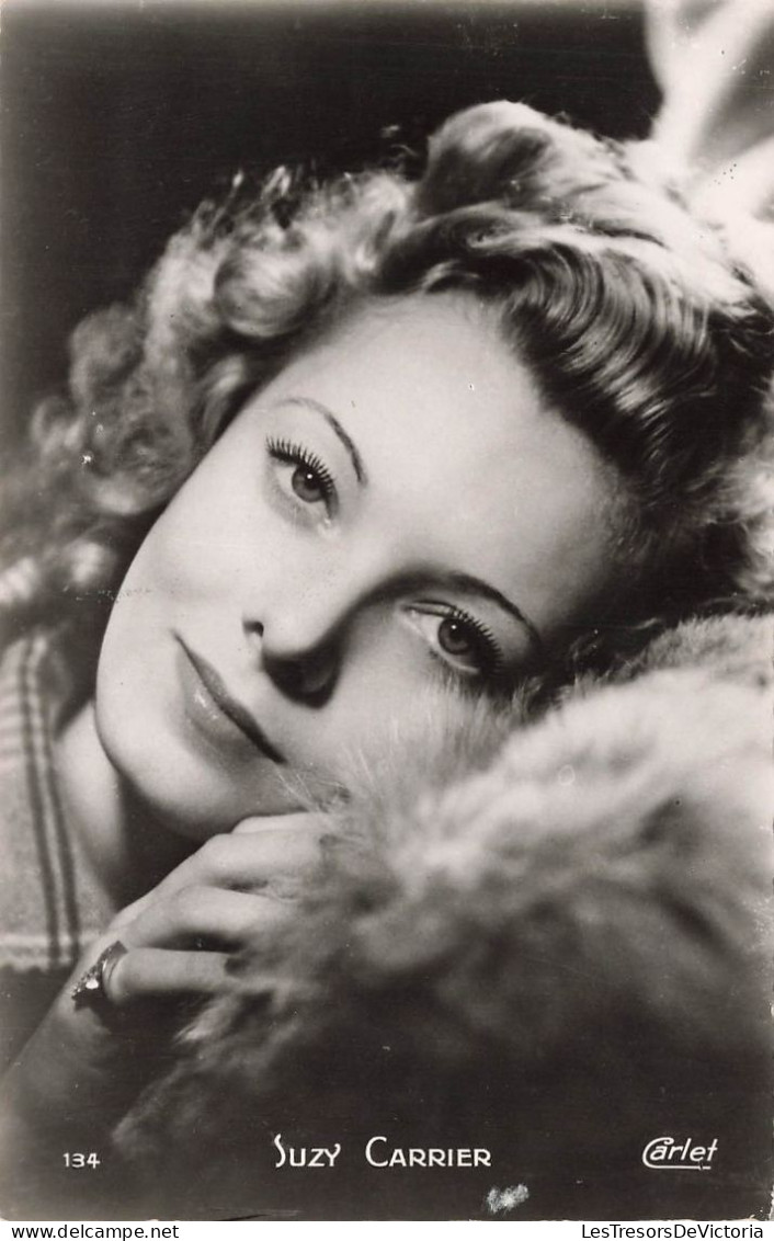 CELEBRITE - Suzy Carrier - Actrice - Carte Postale - Femmes Célèbres