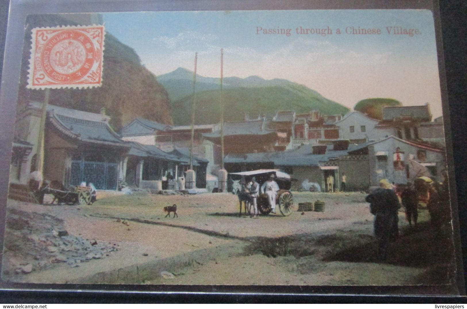 Chine Chinese Village     Cpa Timbrée Post Imperial Chinese - Cina