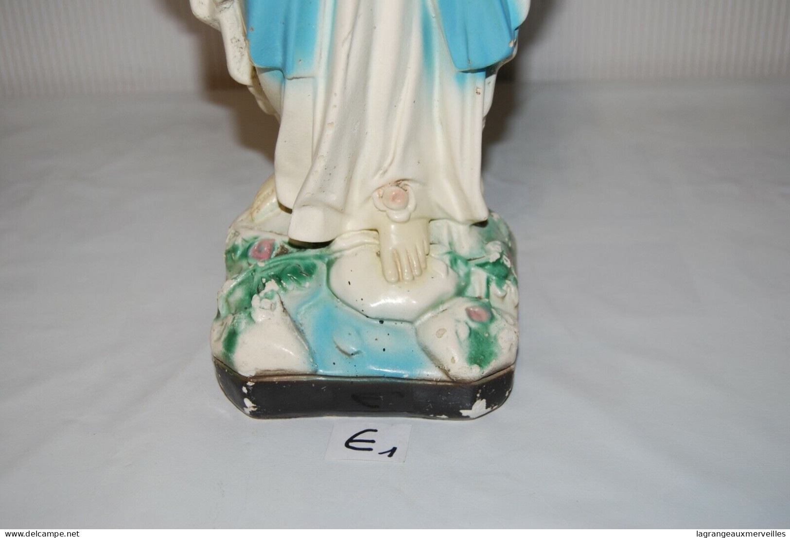 E1 Ancien Objet Religieux - Dévotion - Sculpture La Vierge - Plâtre - Art Religieux