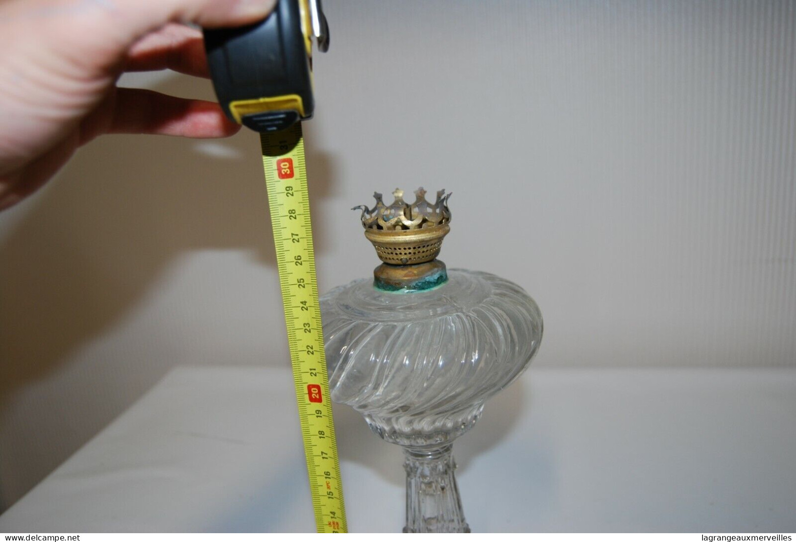 E1 Ancien Pied De Lampe En Verre Taillé - Lampe A Huile ? Ou Autre - Lámparas Y Arañas