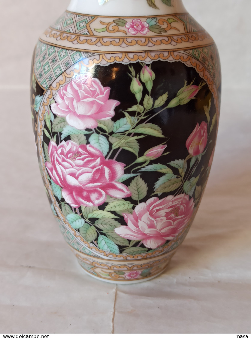 Vaso In Fine Porcellana Francese Anni '50 - 60 - Other & Unclassified