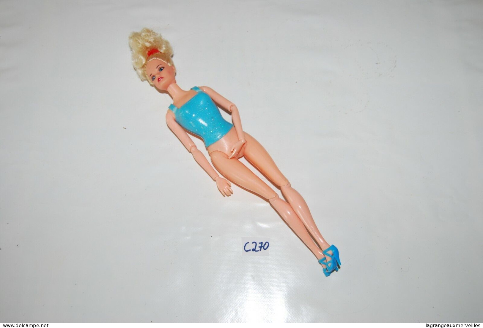 C270 Ancienne Poupée De Collection - Barbie - Old Toy 2 - Barbie