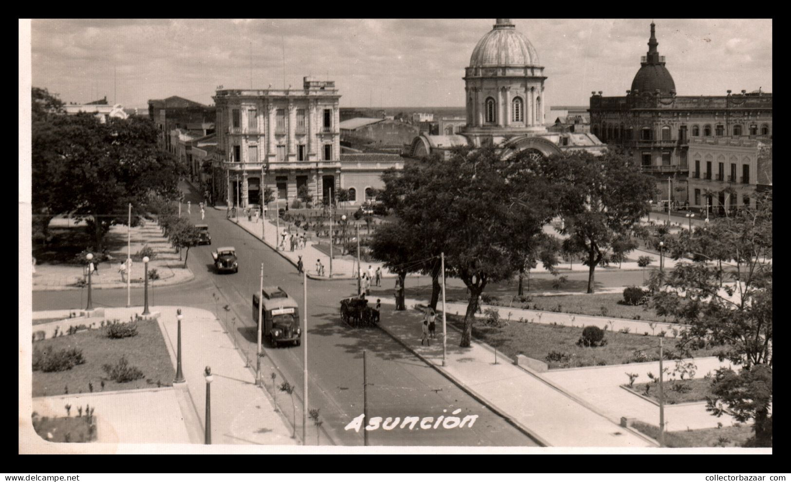 PARAGUAY ASUNCION City Square Vintage Postcard Buildings And Transit: Horse Carriage Old Cars - Paraguay