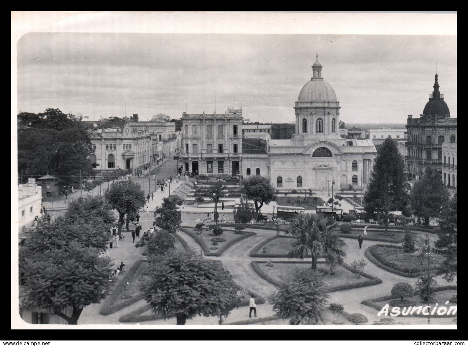 PARAGUAY ASUNCION Vintage Postcard REAL PHOTO Government House And Garden View - Paraguay