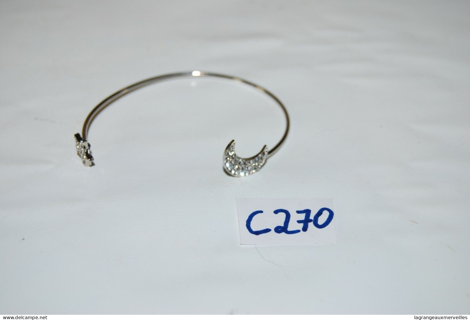 C270 Bijou De Fantaisie - Costume Jewelry - Kostuum Juwelen - Bracelet étoile - Armbänder