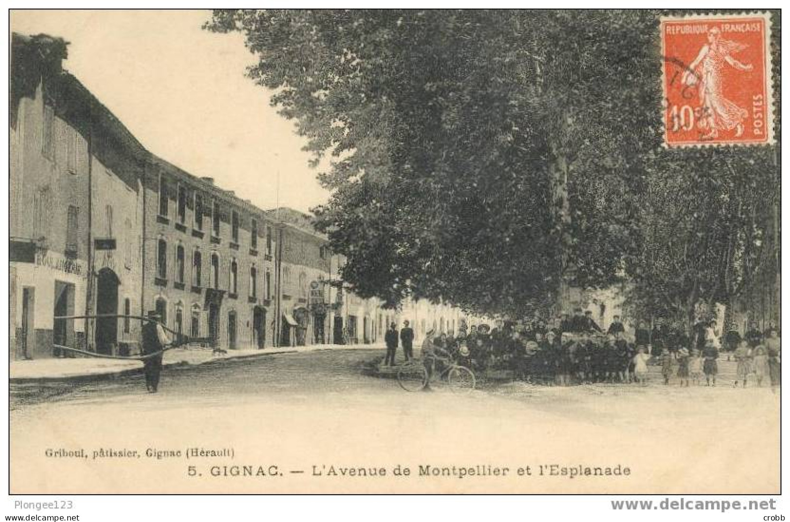 GIGNAC : L'avenue De Montpellier Et L'esplanade - Gignac