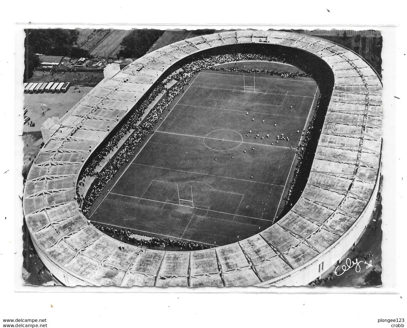 31 - TOULOUSE : Vue Aérienne Du STADIUM MUNICIPAL Lors D'une Finale De RUGBY à XV - Rugby