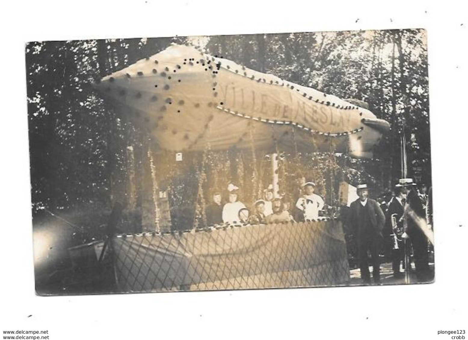 53 - Carte Photo MESLAY DU MAINE : Fête Des Fleurs, Char Ville De MESLAY - Meslay Du Maine